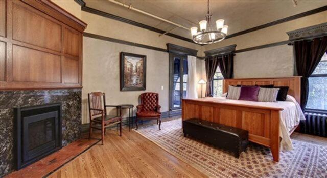 The New Victorian Mansion Bed & Breakfast Saint Paul Esterno foto